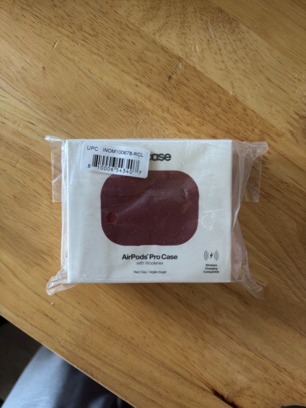 Incase AirPods Pro Case Woolenex Red Clay NIB